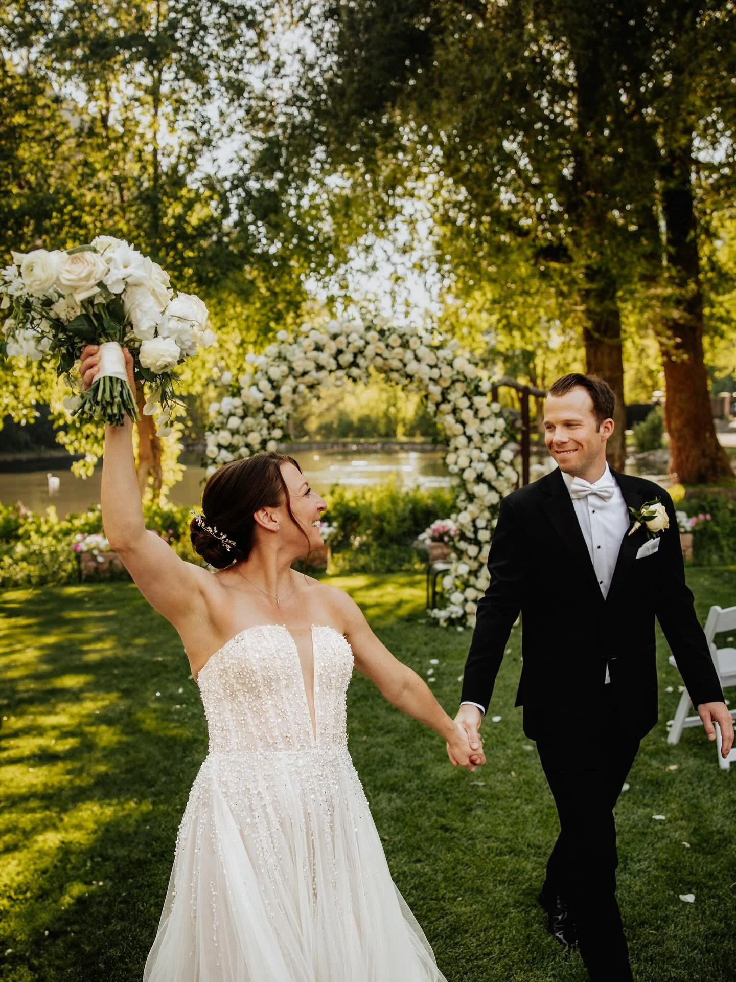 Mr. &amp; Mrs. Walker 🤍

A glimpse of their perfect day. 

Couple: @jbratman +@michaelw0417
Florist: @wishblossomflowers
Venue: @loghaven
DJ: @minermusicdj
Dress: @fantasybridalut
Makeup: @thechloevillanueva
Hair: @stephriddlehair
Cake: @granitebake