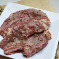 honey_mint_rosemary_lamb_chops.jpg