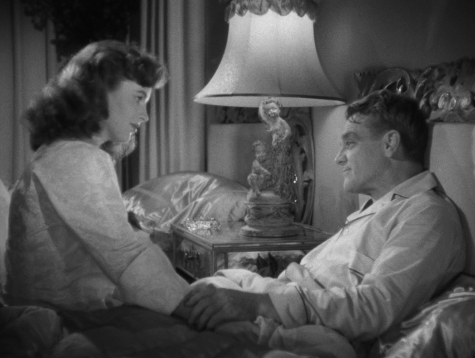Cunning Ralph Cotter in Kiss Tomorrow Goodbye (1950)
