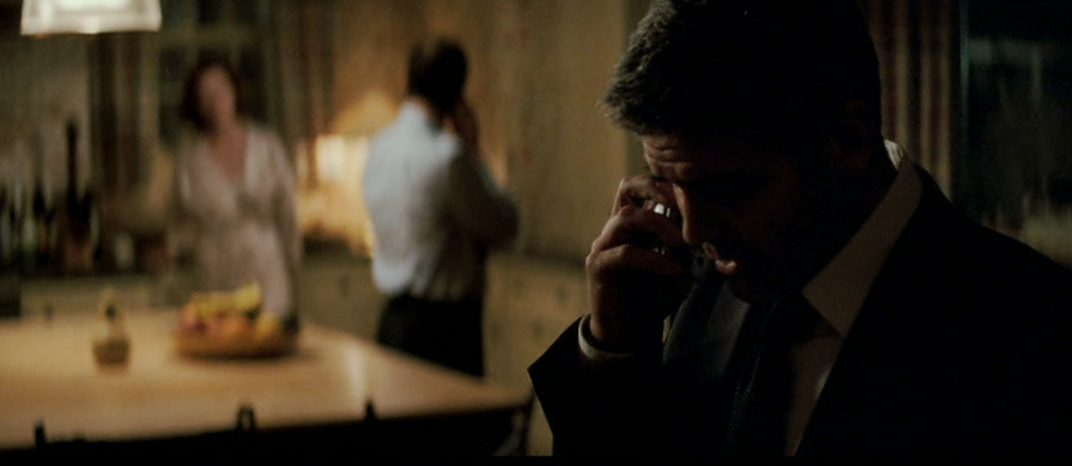 Michael (Clooney) doing what he does best—getting people off the hook