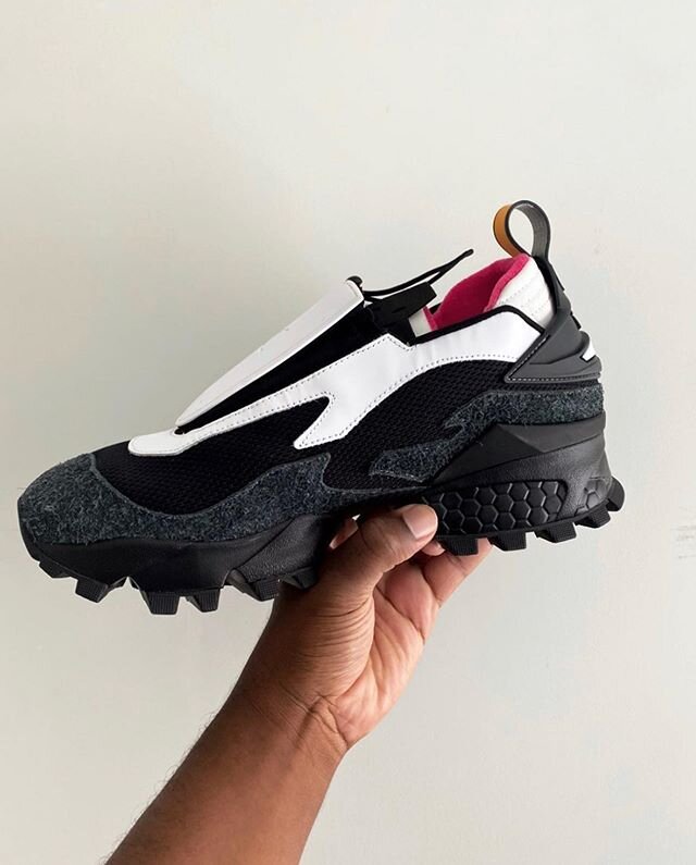 @pyermoss gave us a peek at the new #Experiment4 via their IG stories. What y&rsquo;all think?👀🖤 They sent pairs of the &ldquo;Innocence Project&rdquo; to friends before the 7/3 release and Ima just assume my size 7 pair is just delayed in the mail