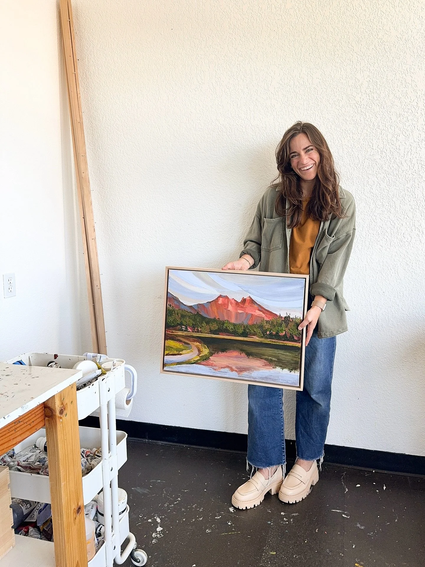 New studio, new painting, WHO DIS?! 😎

&ldquo;Green Lakes II&rdquo; just hit the shop and boy do I love her. The reflections in the water (an iconic thing about Green Lakes!) were just so fun to paint.

And the studio! Ah! We&rsquo;re still in the s