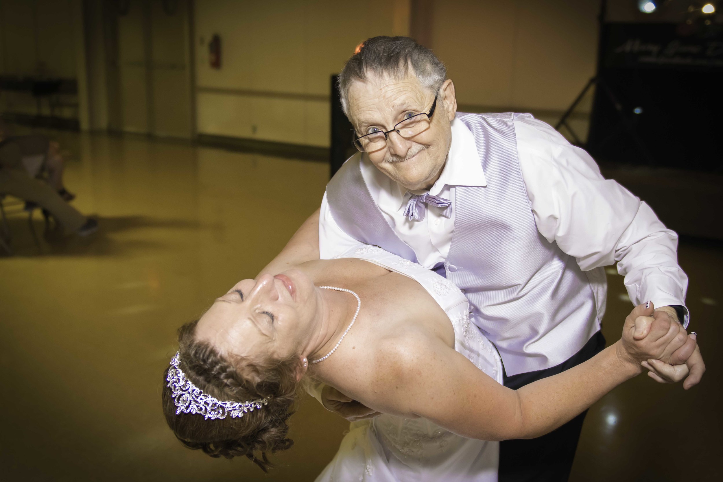 _DSC0200-2 small 2.jpg