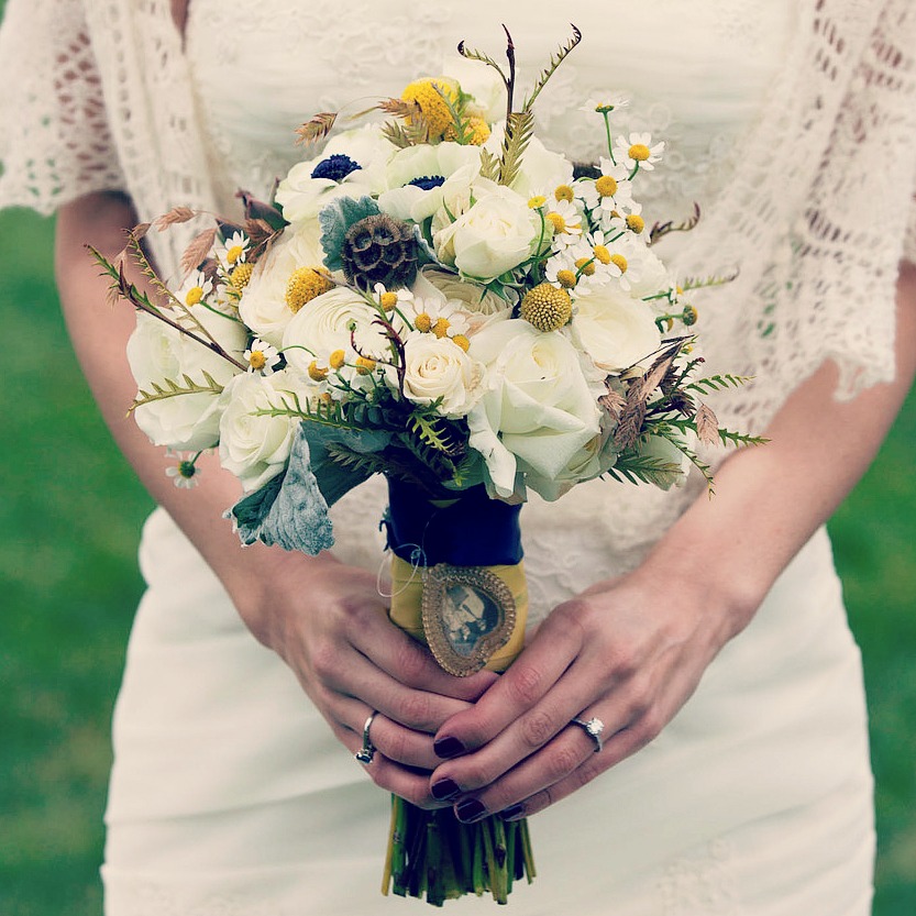 yellow-bride-flowers-2.jpg