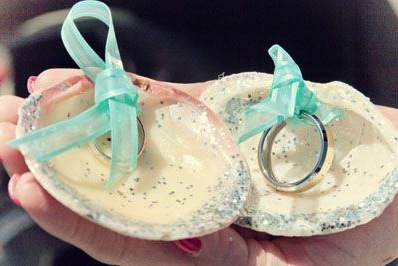 beach-wedding-rings.jpg