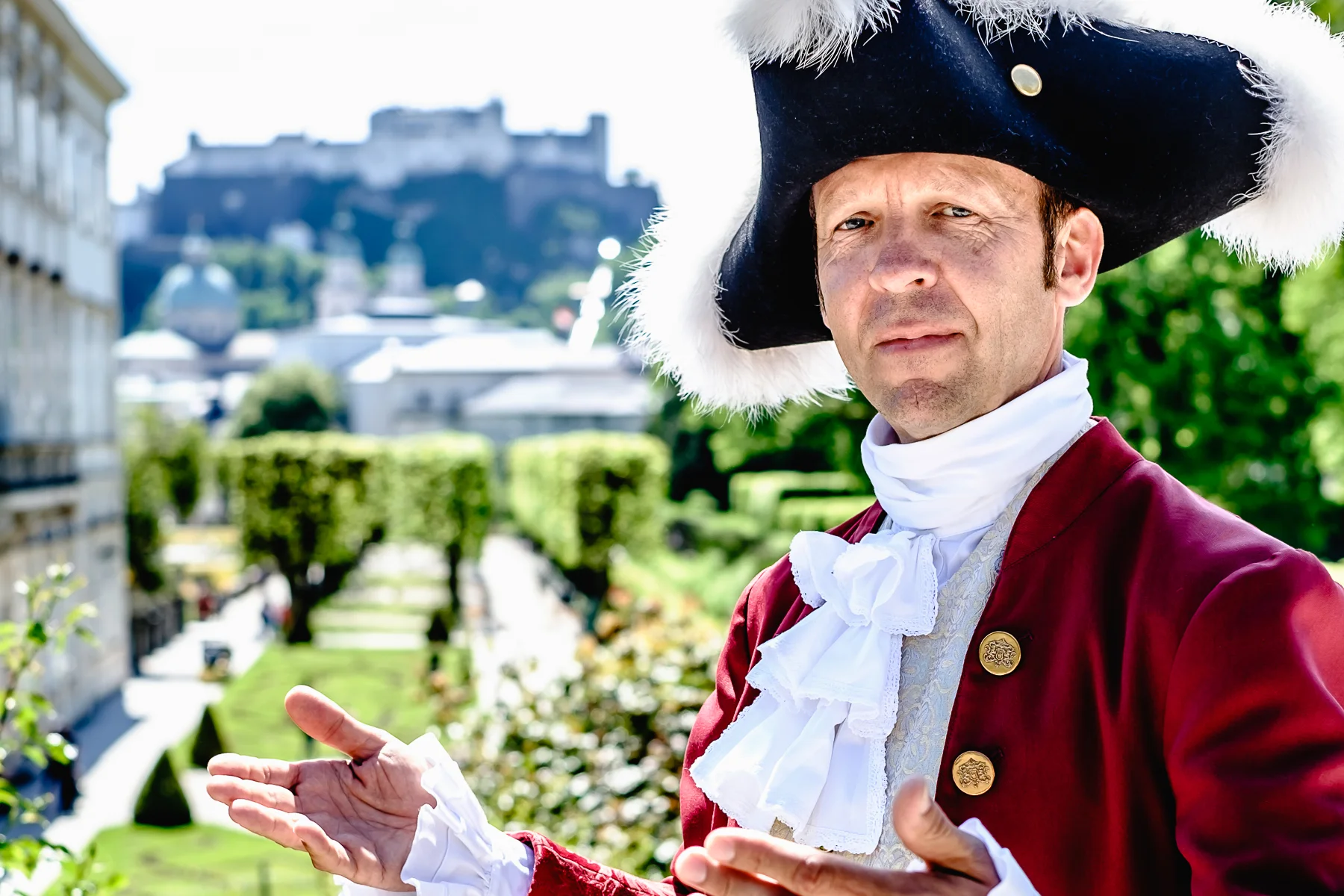 Singing Mozart Guide, Visual Concept, Portrait