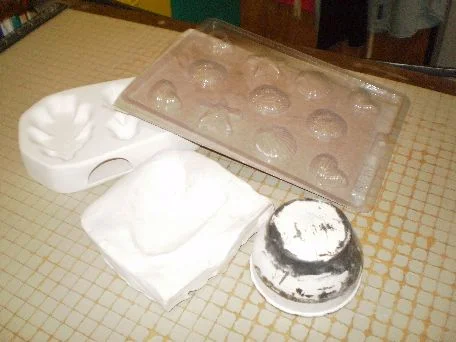 molds eml.jpg