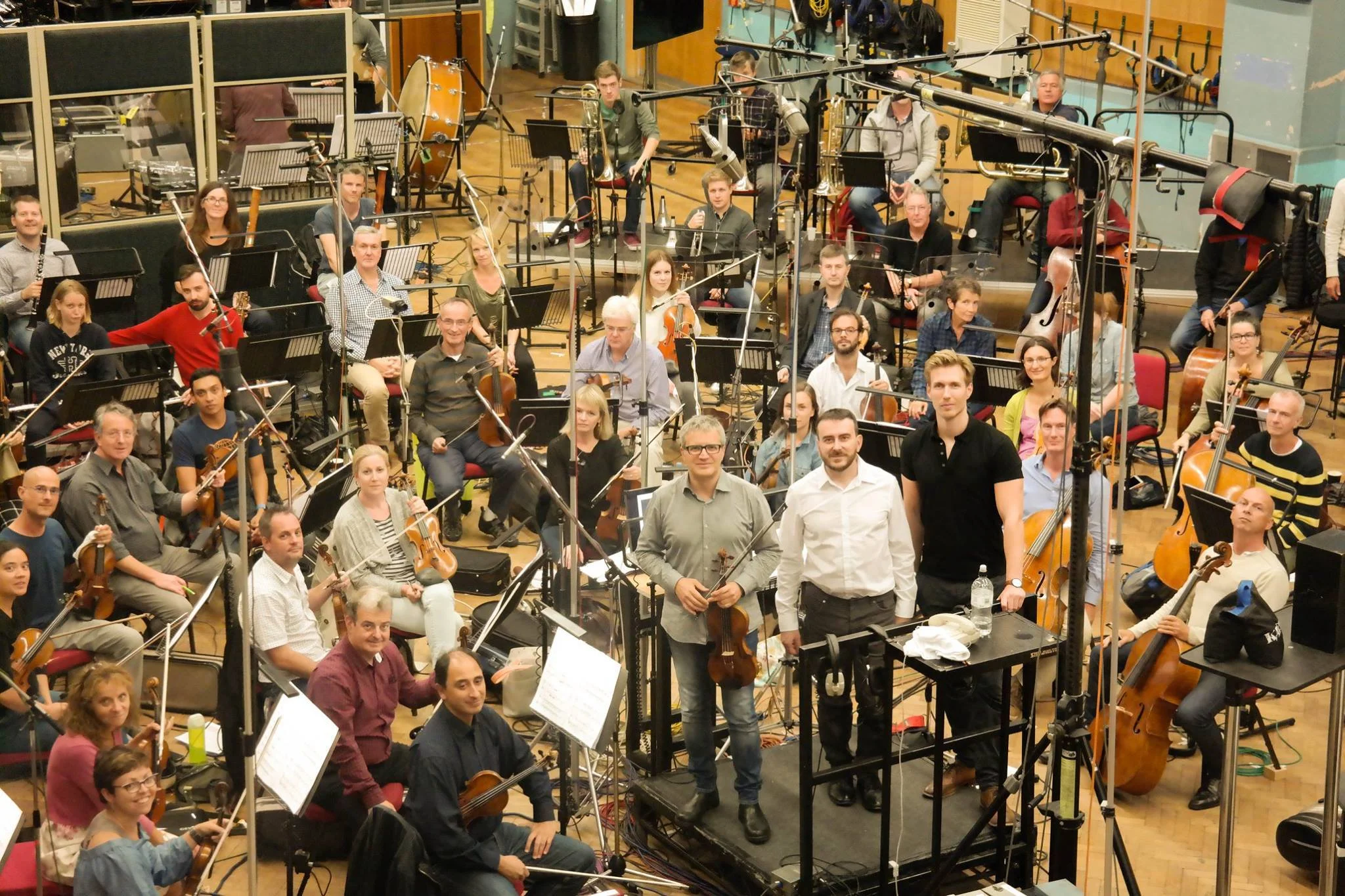 London Symphony Orchestra with me, Francesco D'Orazio, Lee Reynolds at the end of the recording of my Violin Concerto in the Studio 1 of the Abbey Road Studios.