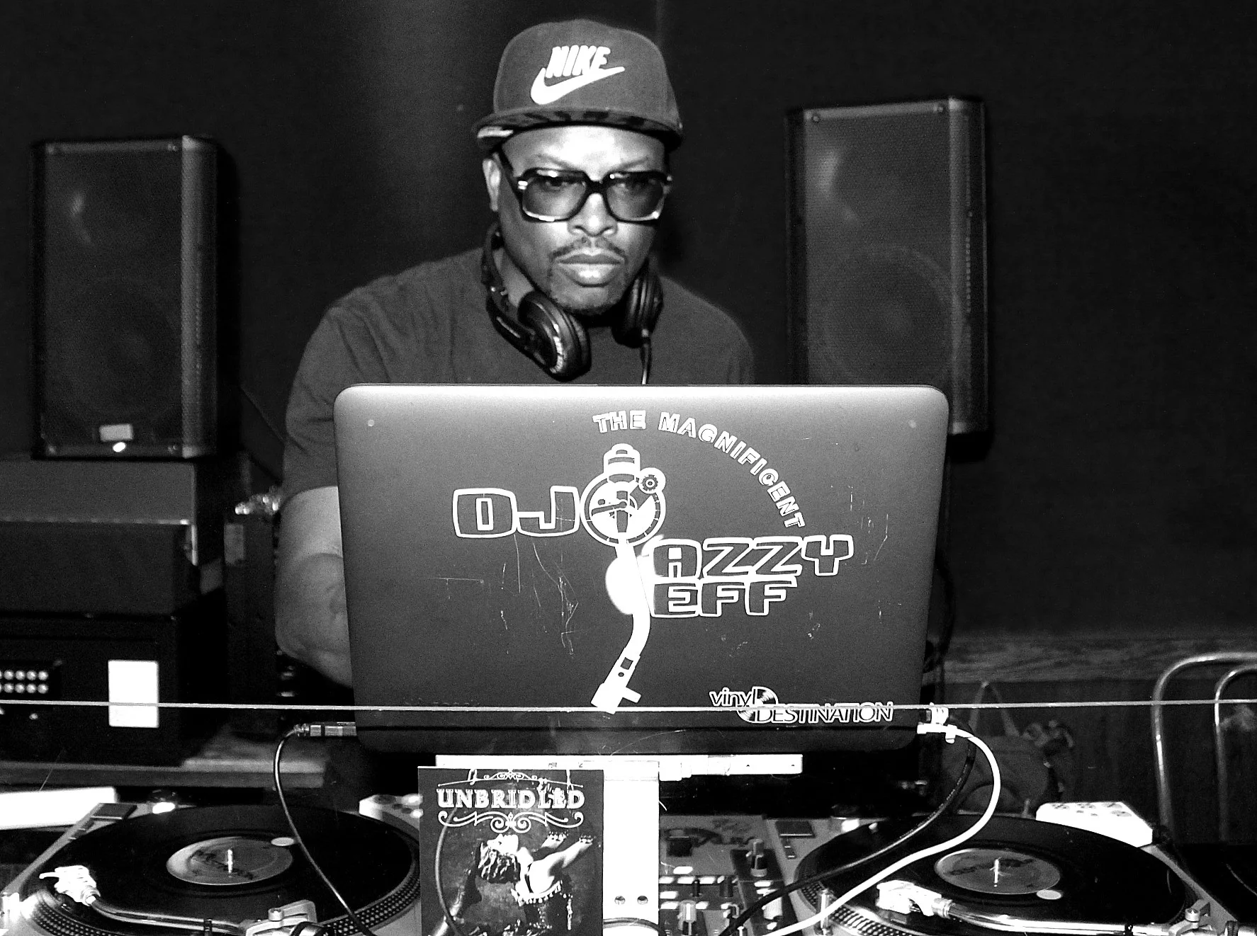 Producer and Co-Curator (with Questlove) for clients, Absolut and Flavorpill's Lunchbreak series Chicago. DJ Jazzy Jeff Performing.
