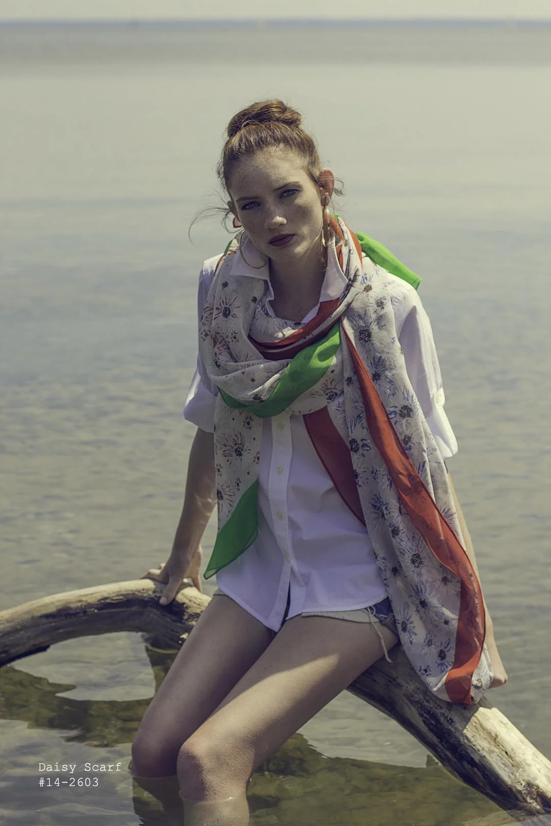 Daisy scarf.jpg
