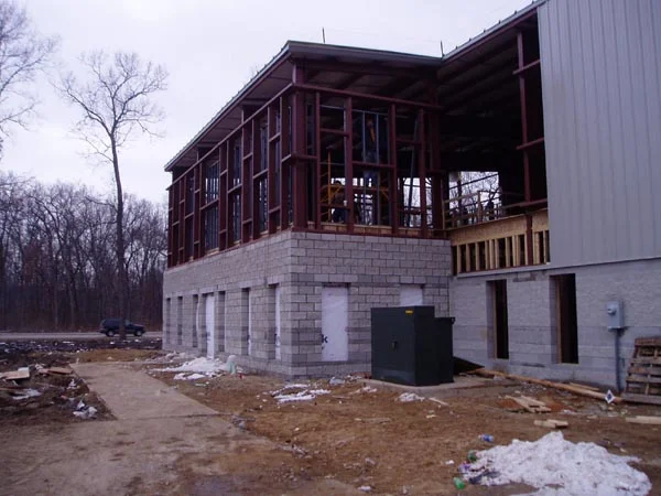exterior offices west end 2-10-06.jpg