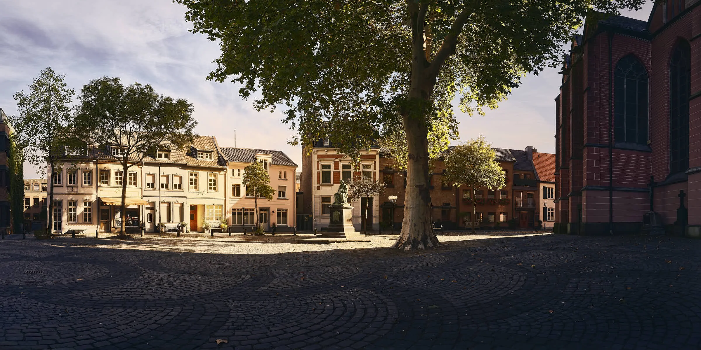 kempen-st. marien platz-farbe-MG9297-tom-wolters.jpg