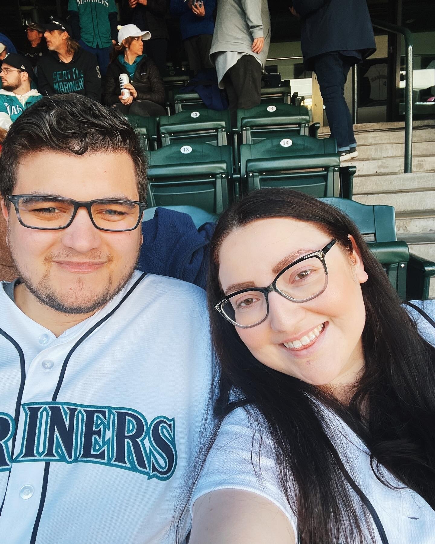 In honor of the MLB's Opening Day, I figured I'd throw it back with some of my favorite memories of being season ticket members last year! ⚾️🌭☀️⁠ ⁠
⁠
My husband and I decided to pull the trigger and become members for our 10th anniversary. The M's h