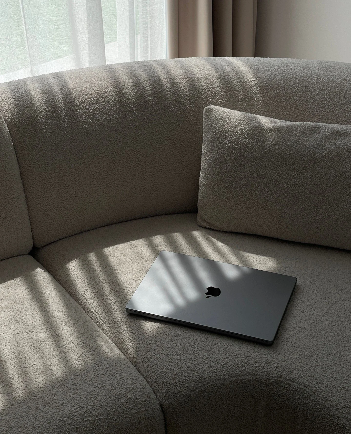 ✨ You don&rsquo;t have to do it all yourself.⁠
⁠
Running a small business means wearing a lot of hats - but marketing doesn&rsquo;t have to be one of them. Whether you&rsquo;re overwhelmed by content creation or your website hasn&rsquo;t been touched