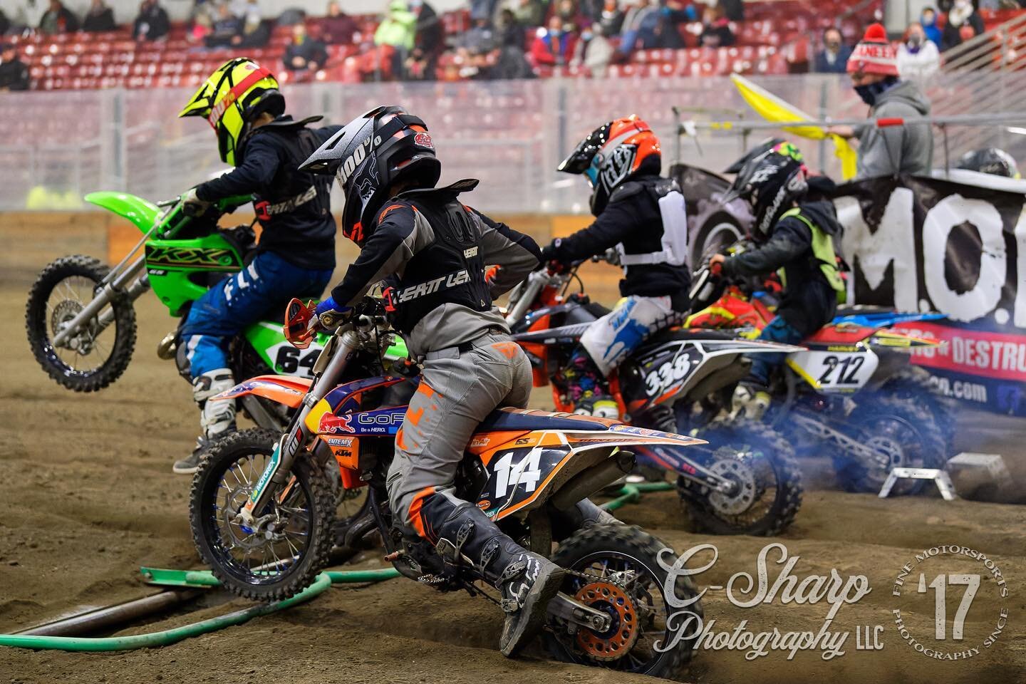 Not too late to make a deposit for photos from either round of the way-too-short #barnracing season by @whrmotorsports ! Deposit link in bio and here: https://www.c-sharpphoto.com/deposit/action-photos-deposit #motocross #arenacross #supercross #nwar