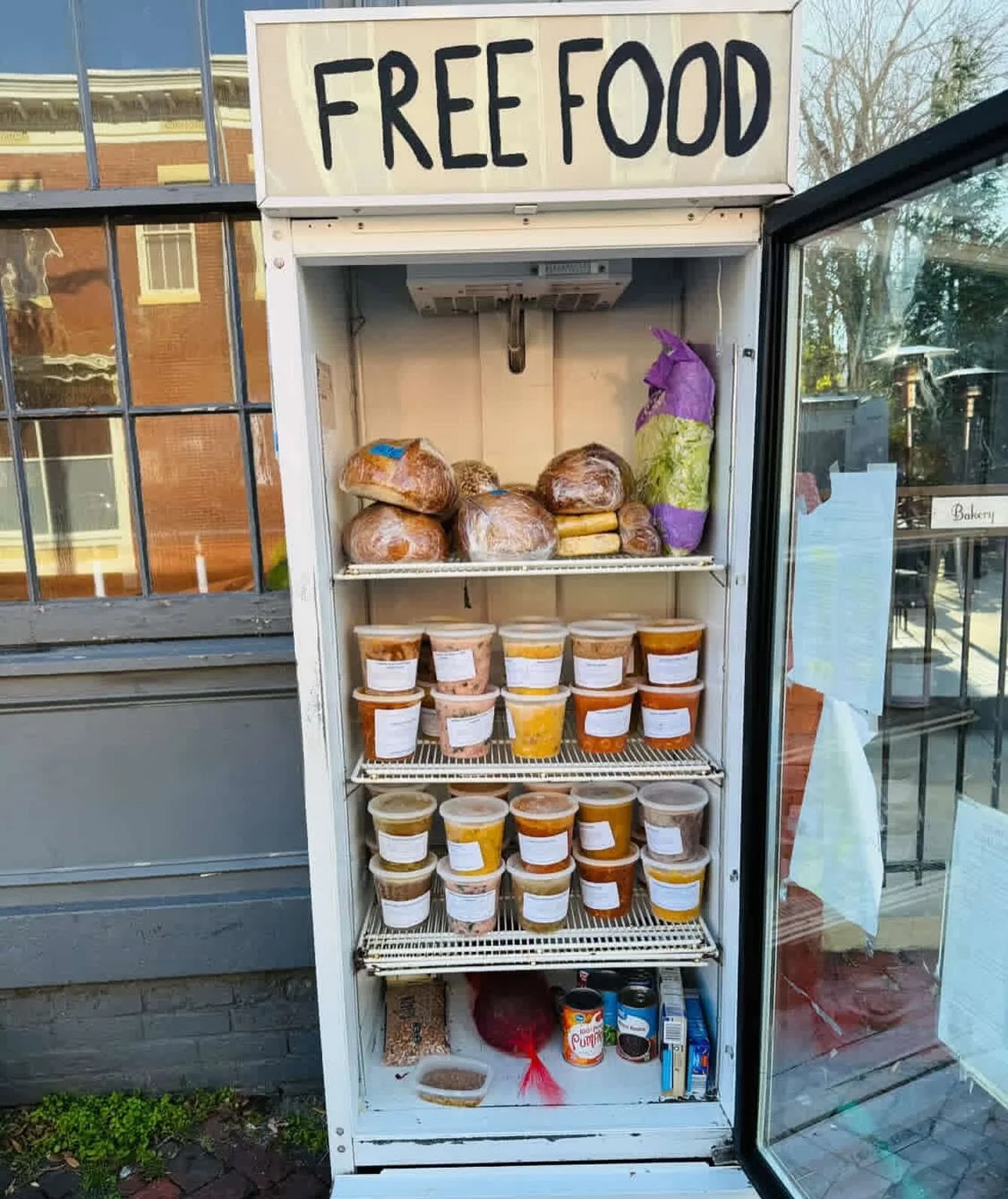 fridge1.jpg