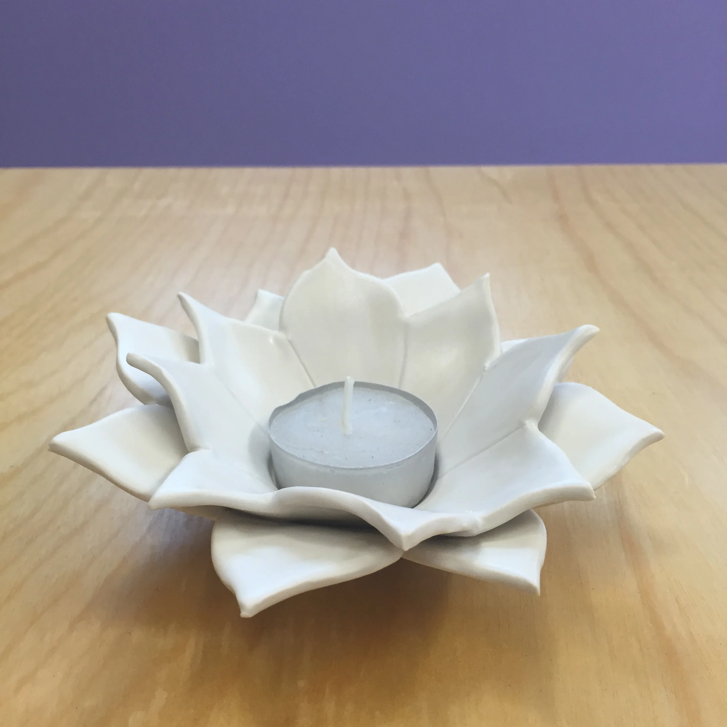 Lotus Tealight 