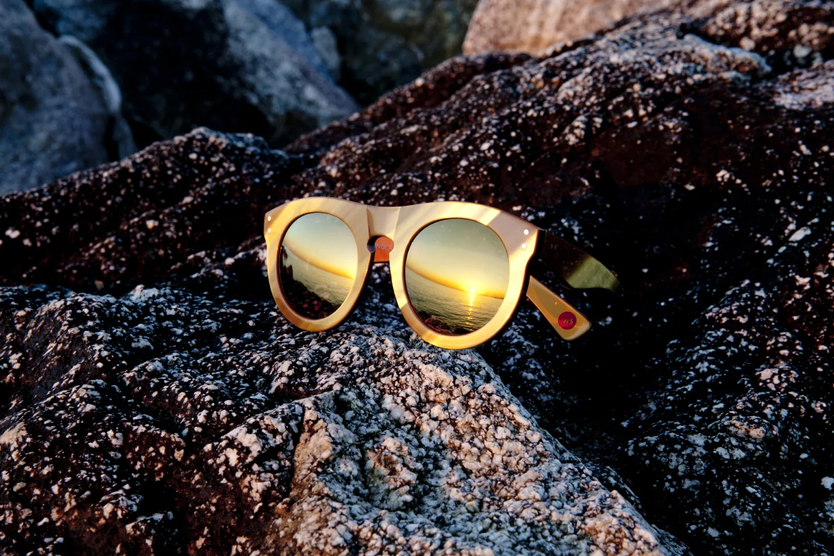 WildeSunglasses_38-42-10_LIMITED-EDITION_Gold-COLLECTION-2015-2016-BEST-SUNGLASSES-ONLINE-STORE-HANDMADE-BARCELONA4.jpg