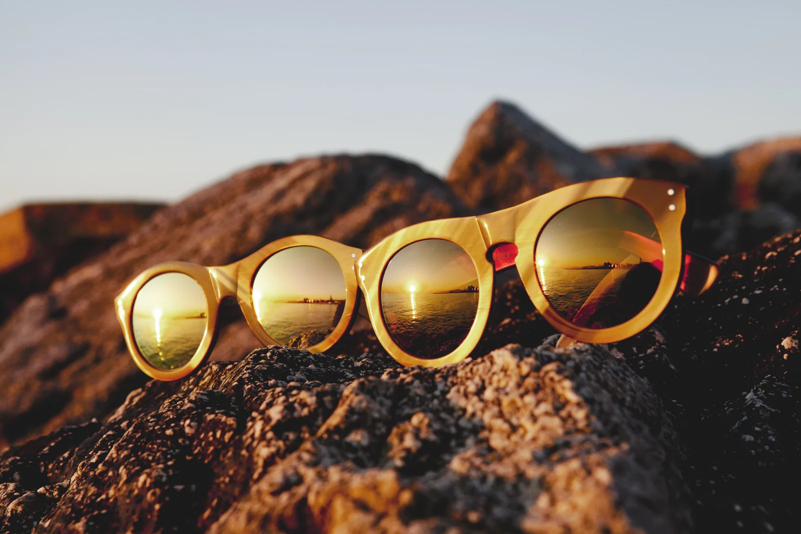 WildeSunglasses_38-42-10_LIMITED-EDITION_Gold-COLLECTION-2015-2016-BEST-SUNGLASSES-ONLINE-STORE-HANDMADE-BARCELONA3.jpg