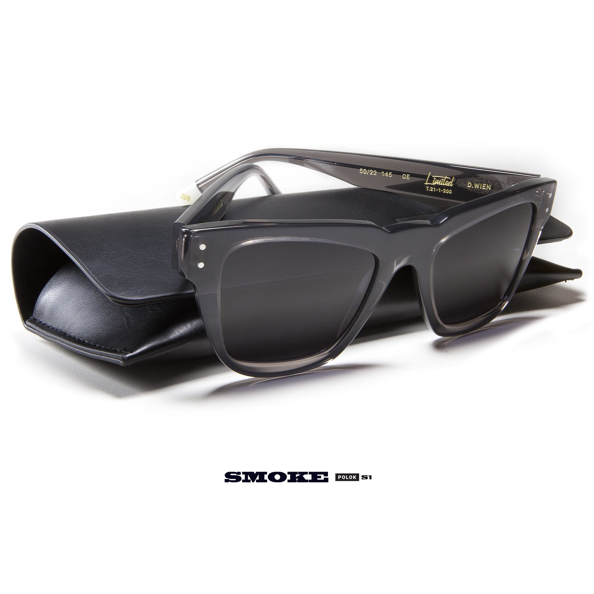 Polok_S1_smoke_Sunglasses_Best_online_store_trendy_Rob_adalierd_designer_Vienna_LA_Los-Angeles_Canada_addicted_to_the_Sun.jpg