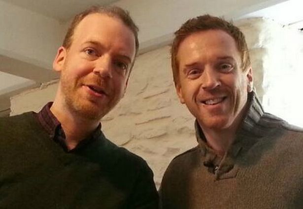 The Famous Damien Lewis Photograph!