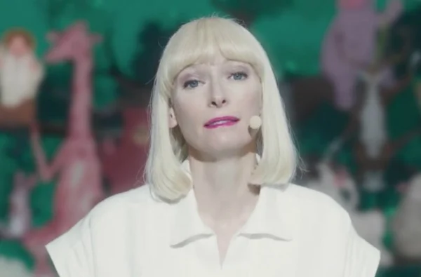 Okja-Tilda-Swinton-Netflix-051817-920x607.jpg