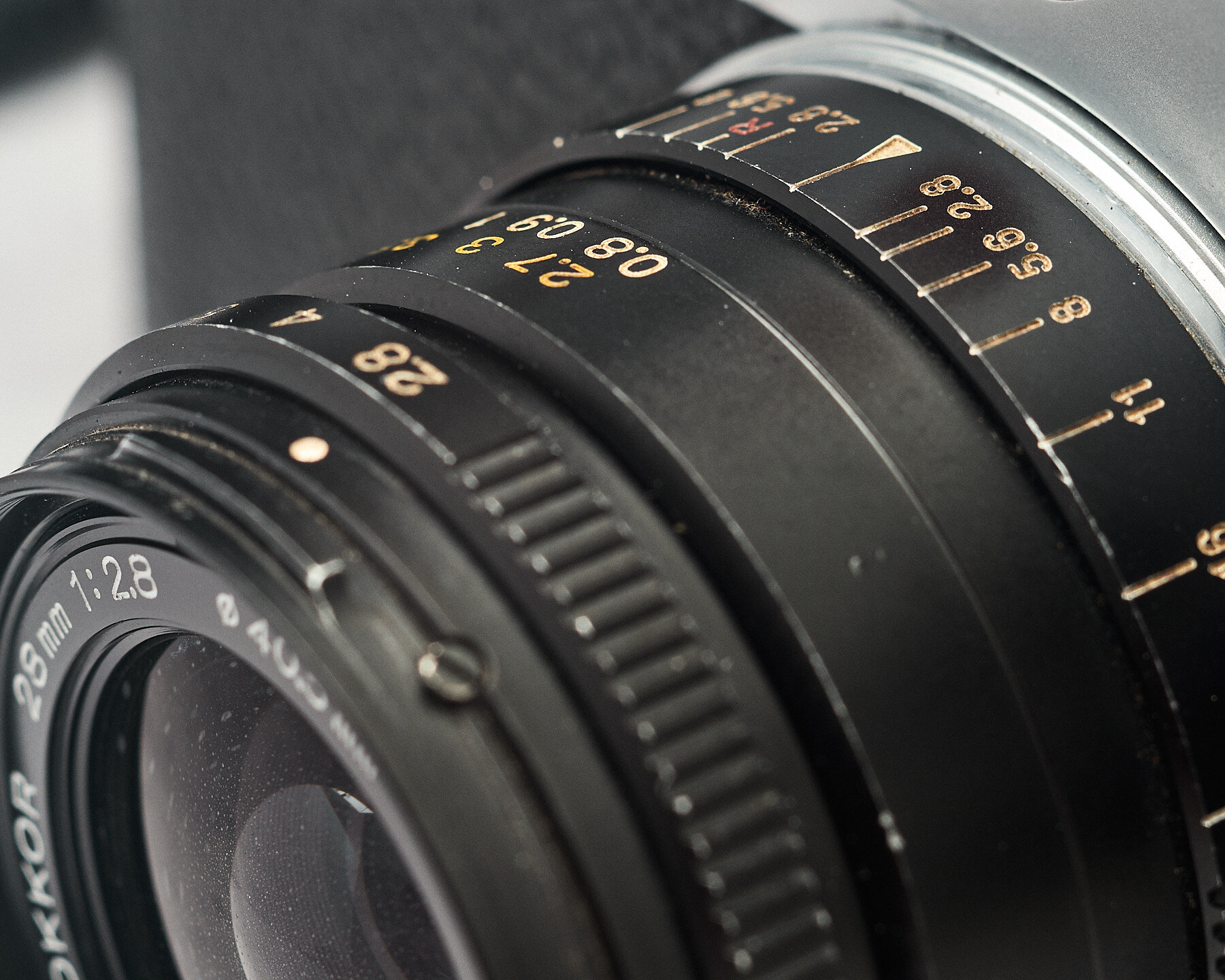カメラ レンズ(単焦点) Minolta 28mm f2.8 M-Rokkor with White Spots and Separation: My 