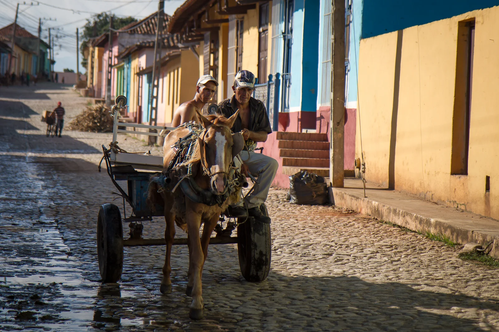   Trinidad a is beautiful Spanish colonial town with cobbled streets and colourful buildings. &nbsp;It is also close to a nature reserve, where we hiked up to the Jivara Waterfall  