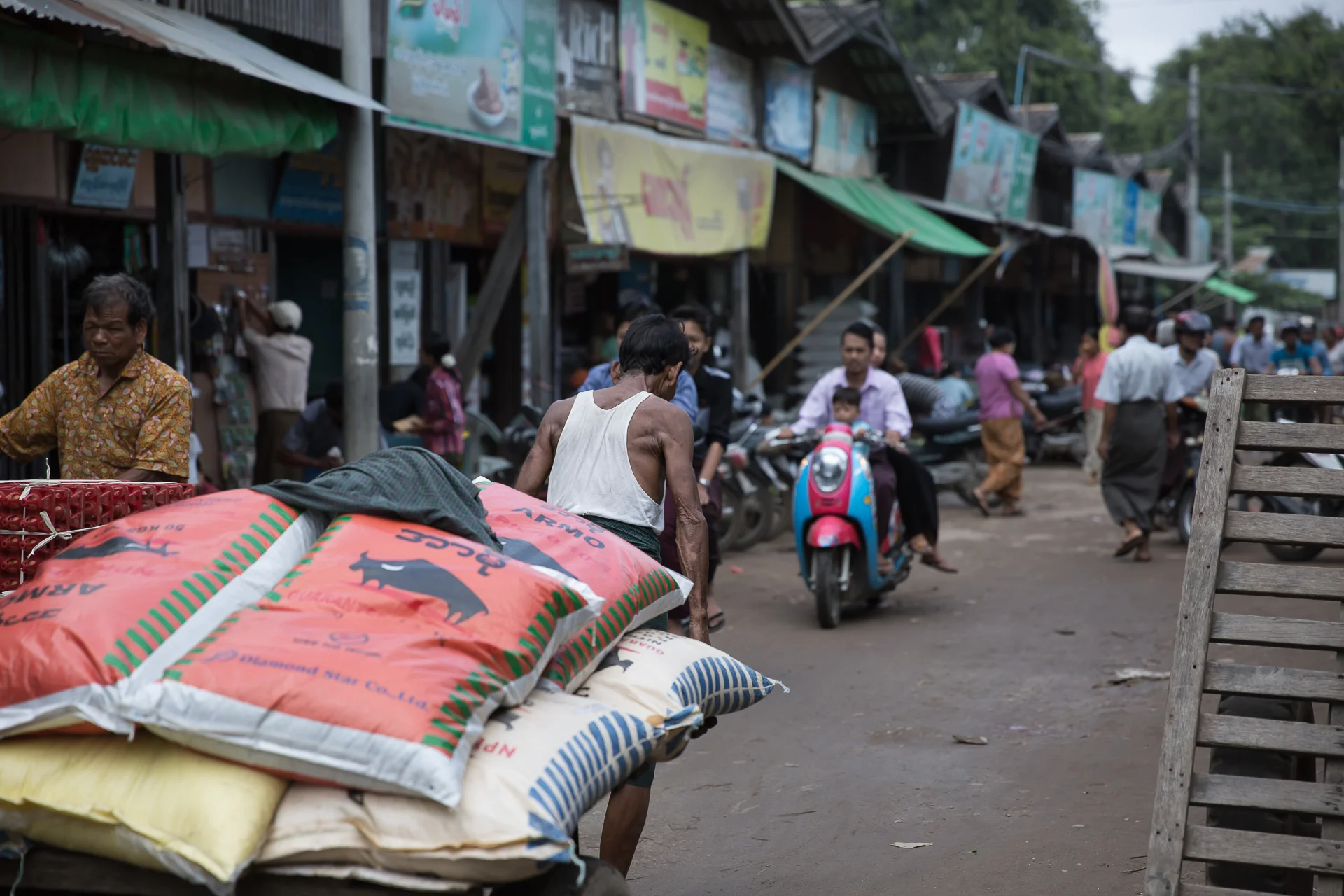  Local Market, Bagan 