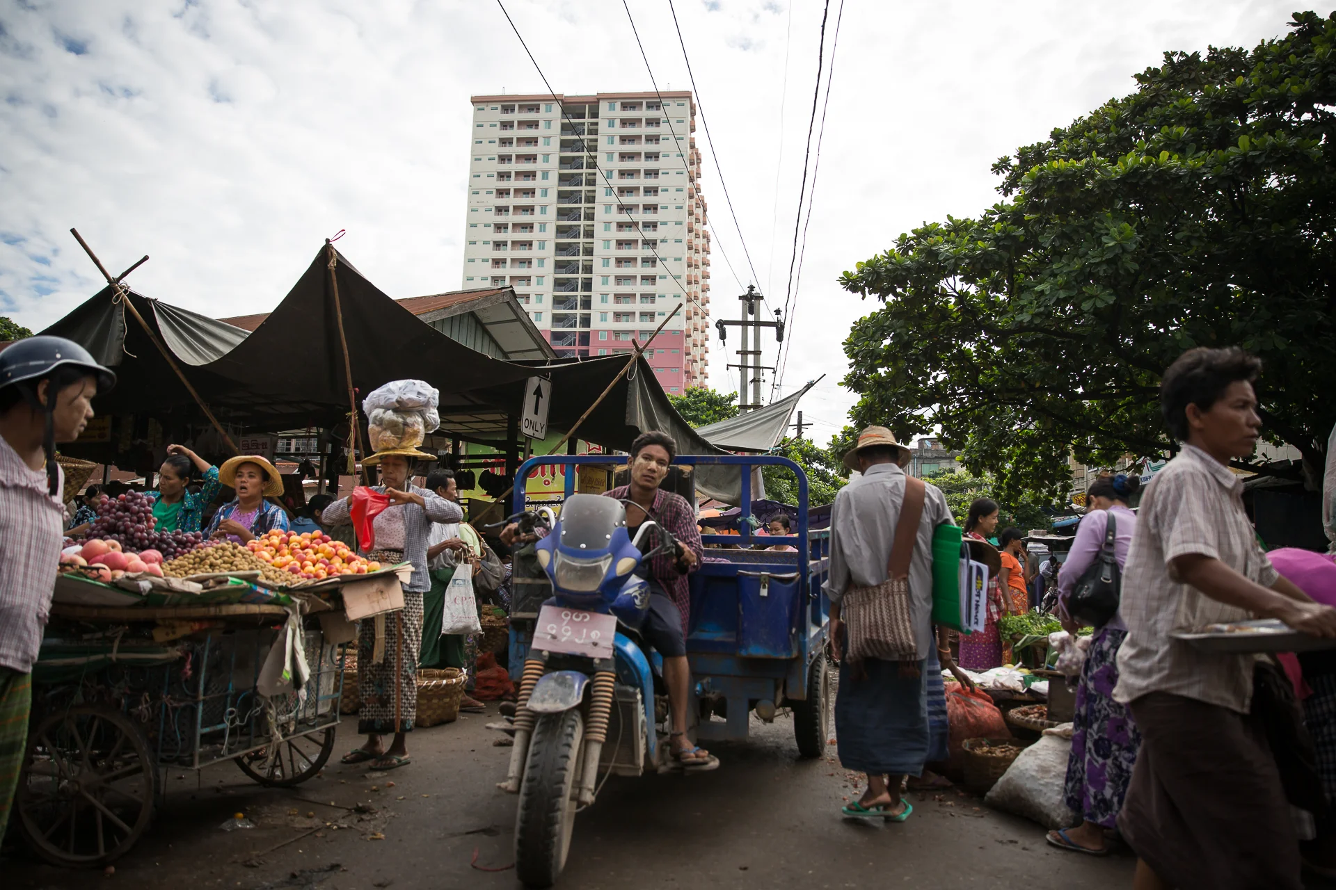  Local Market, Mandalay 