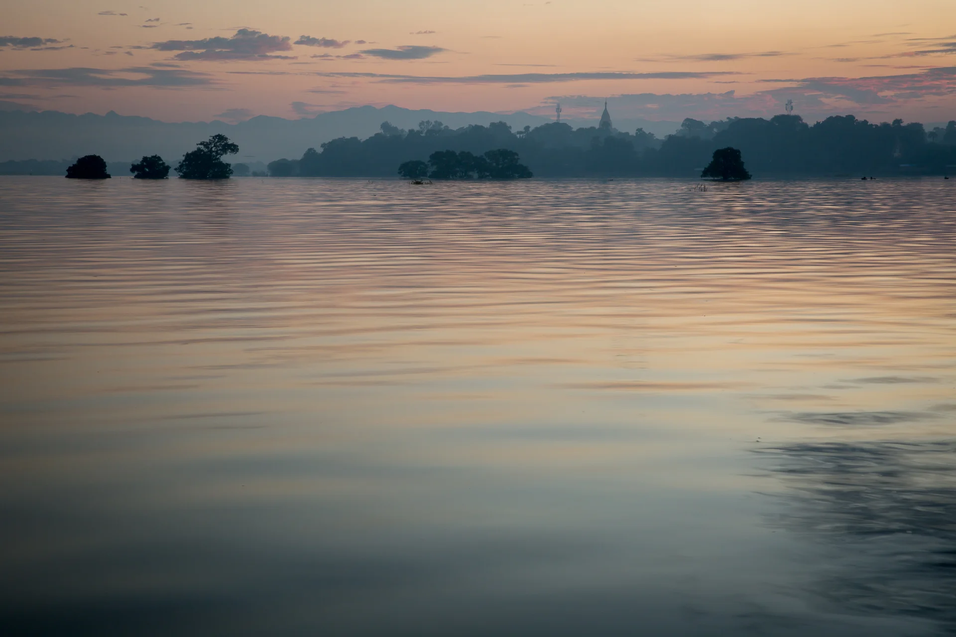  U Bein Bridge - longest Teak bridge in the world 