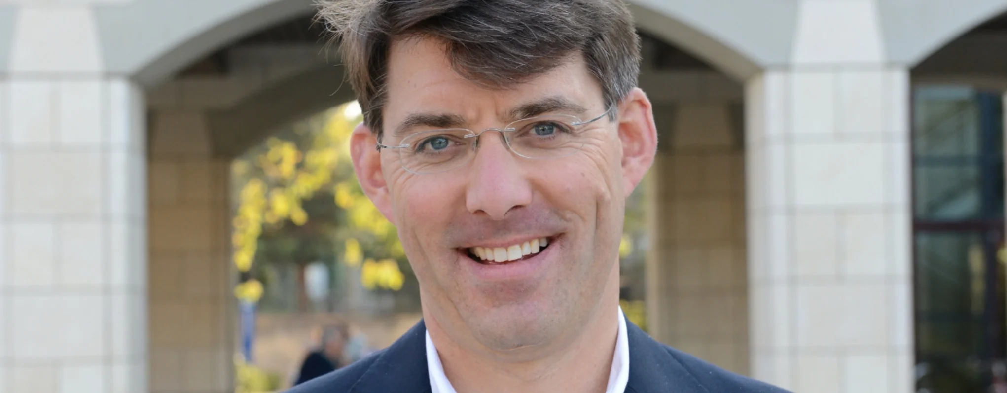 2014-01 JDB photo (horizontal) cropped.jpeg