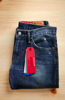 Performance Hangtag with "Cool" Feature Hangtag