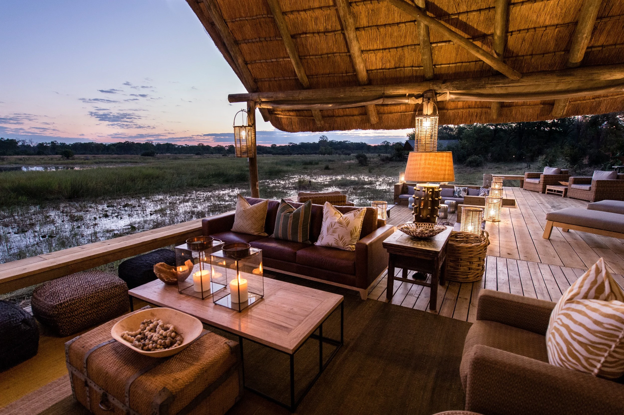 25Sable Alley - Lounge Area at Dusk.jpg