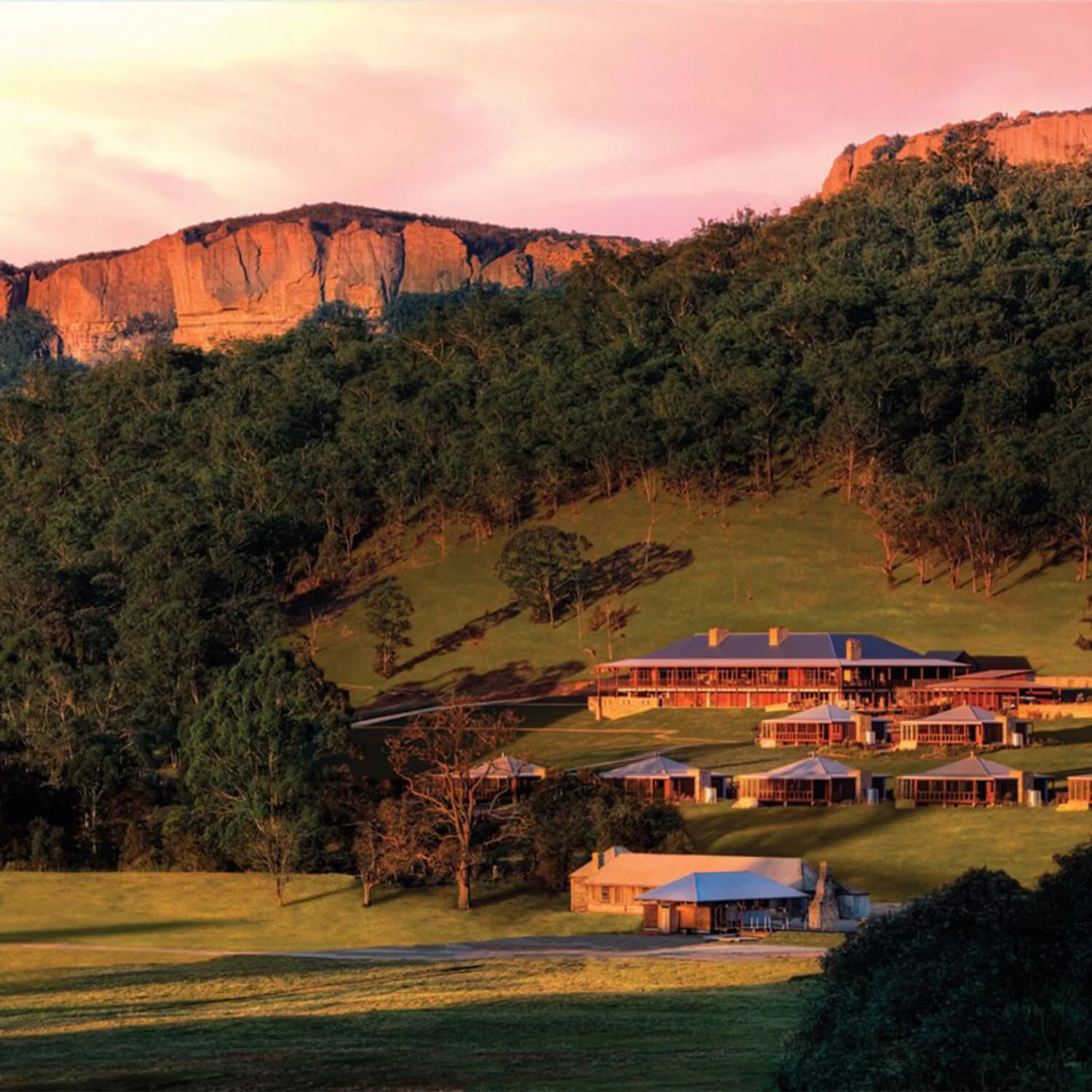 Emirates Wolgan Valley