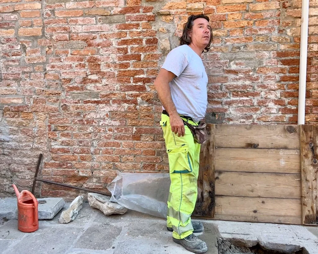 How Should I Move Through this World-084.jpg