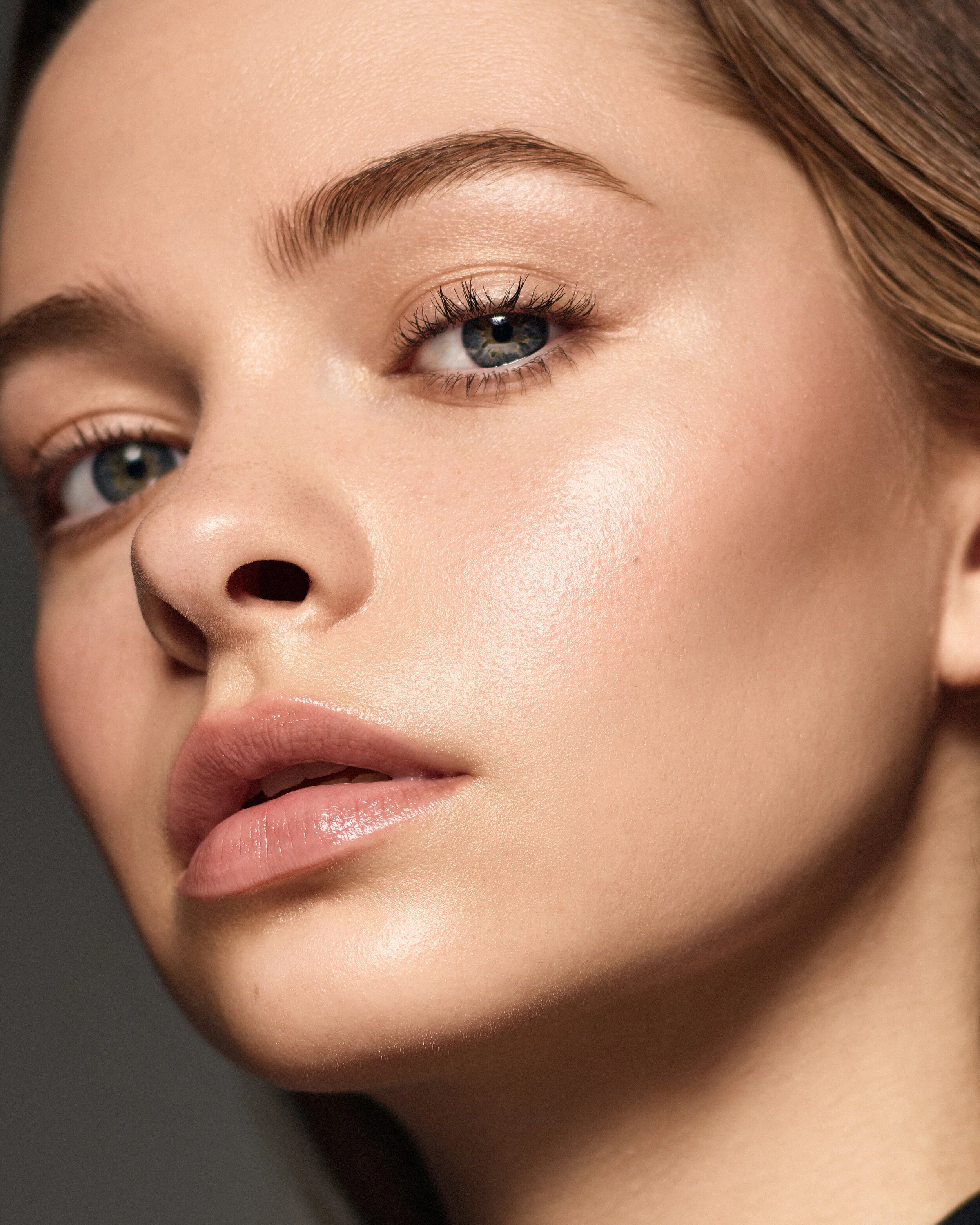 Claire 13422 1 crop.jpg