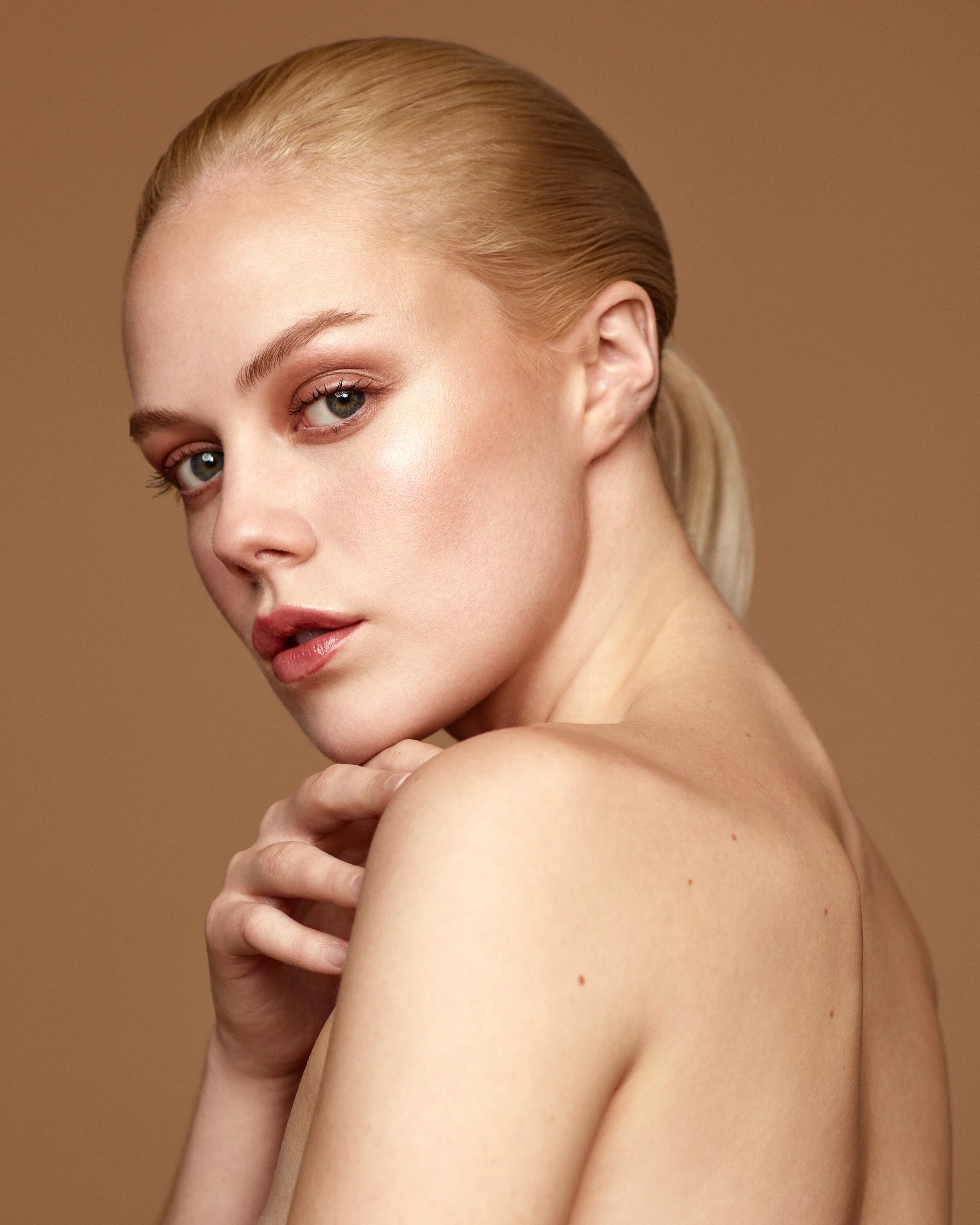 Sarah Noel - Stars 28990 crop 1.jpg