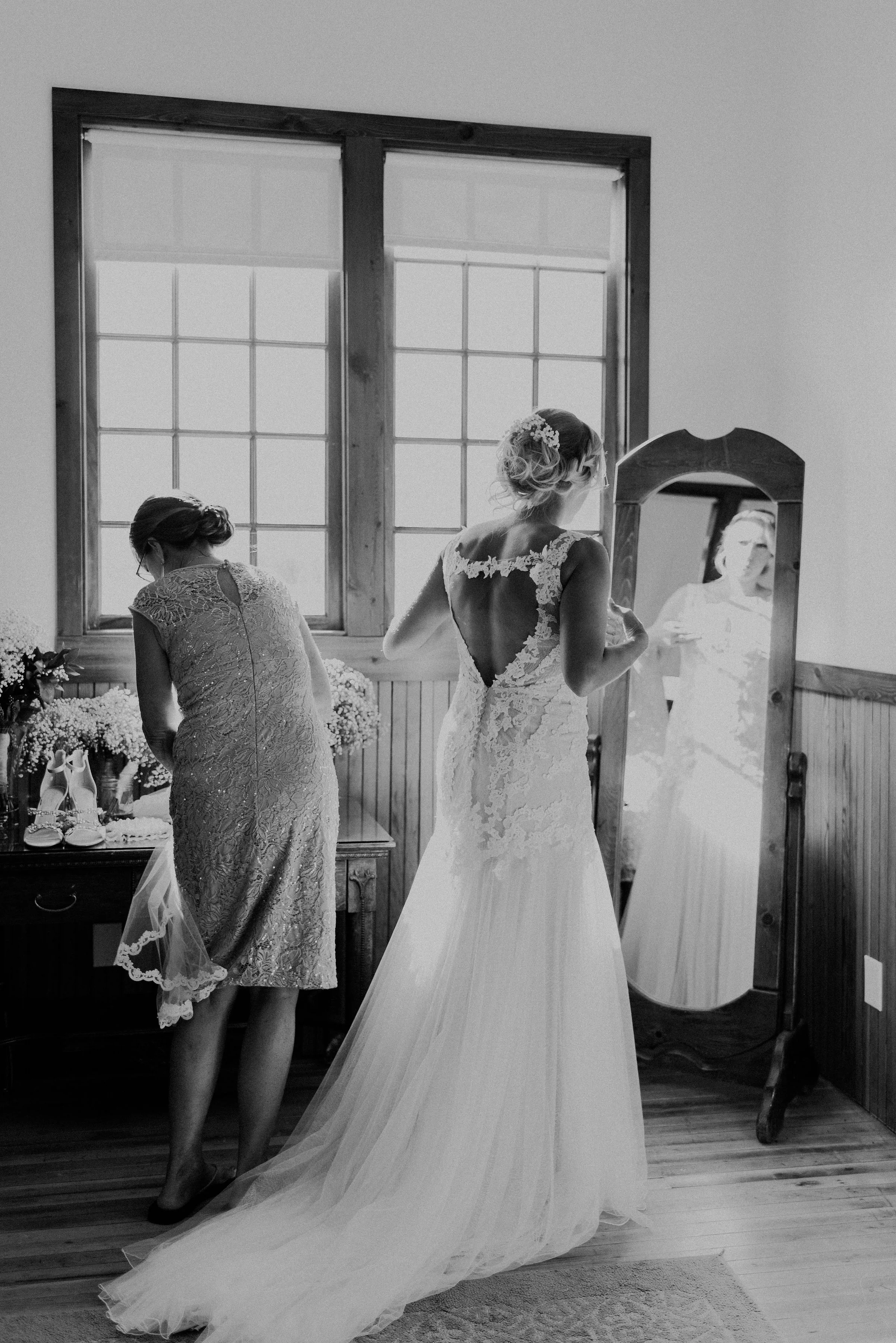 Blaire_beforetheceremony_5566-94.jpg
