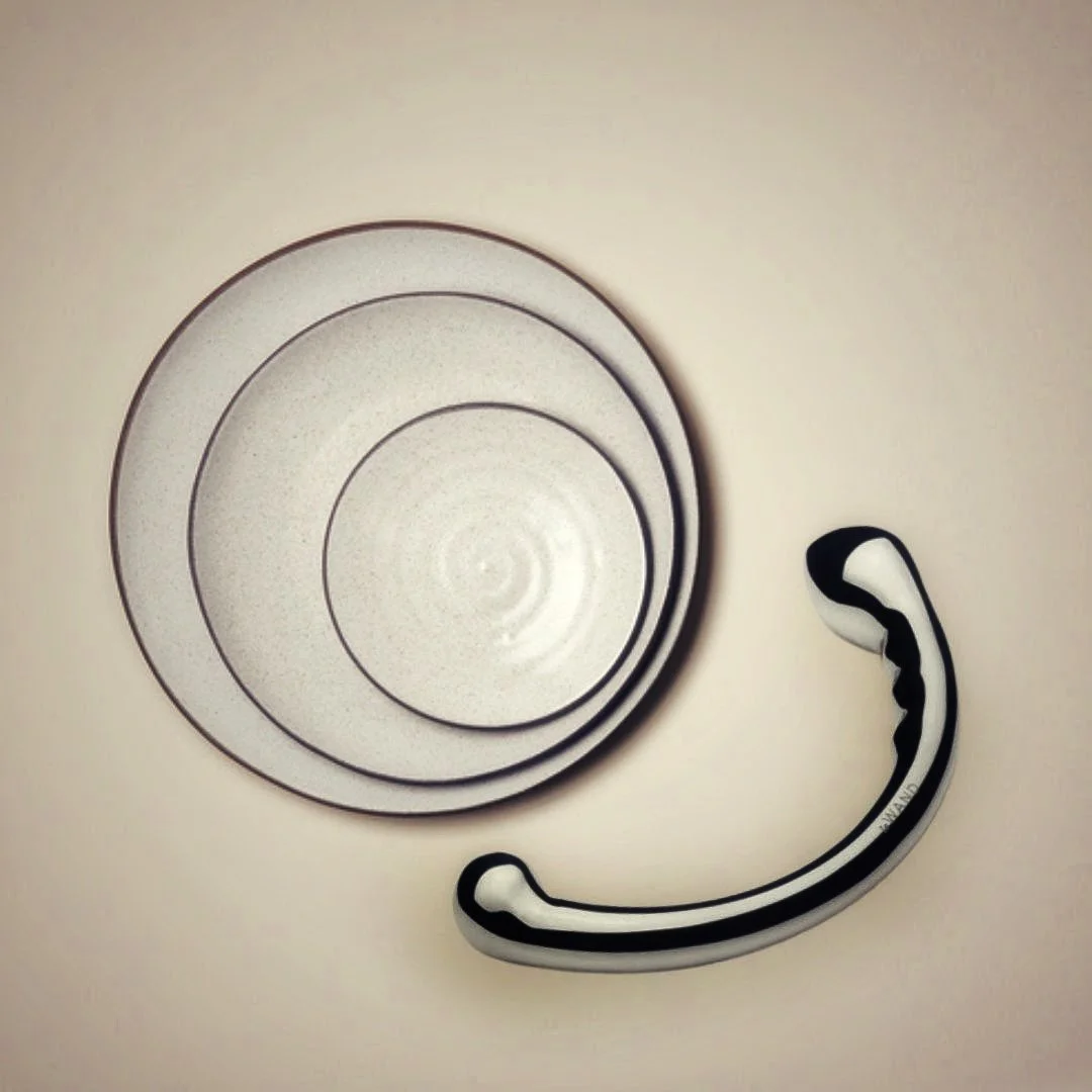 Le Wand Hoop Stainless Steel Dildo Review