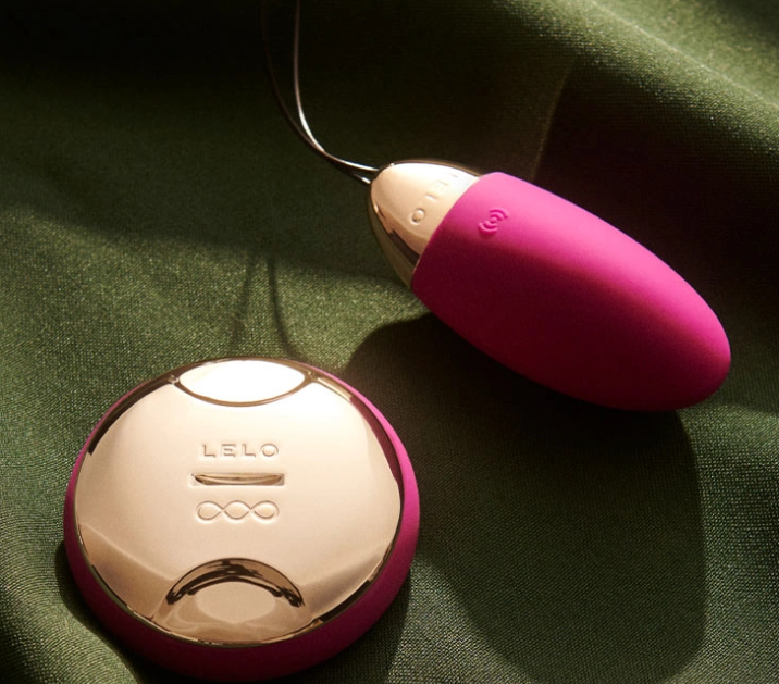 LELO Lyla 2 premium remote controlled bullet vibrator