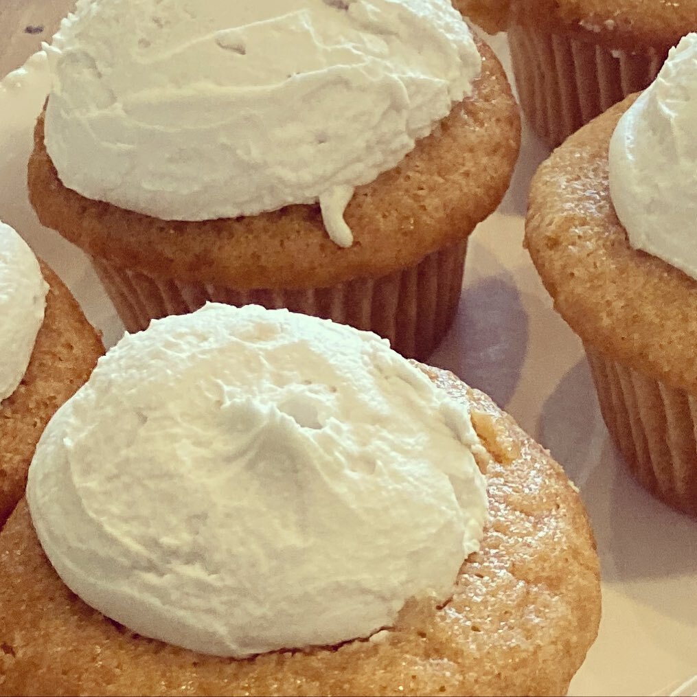 #vegan Tres &ldquo;Leches&rdquo; cupcakes!!