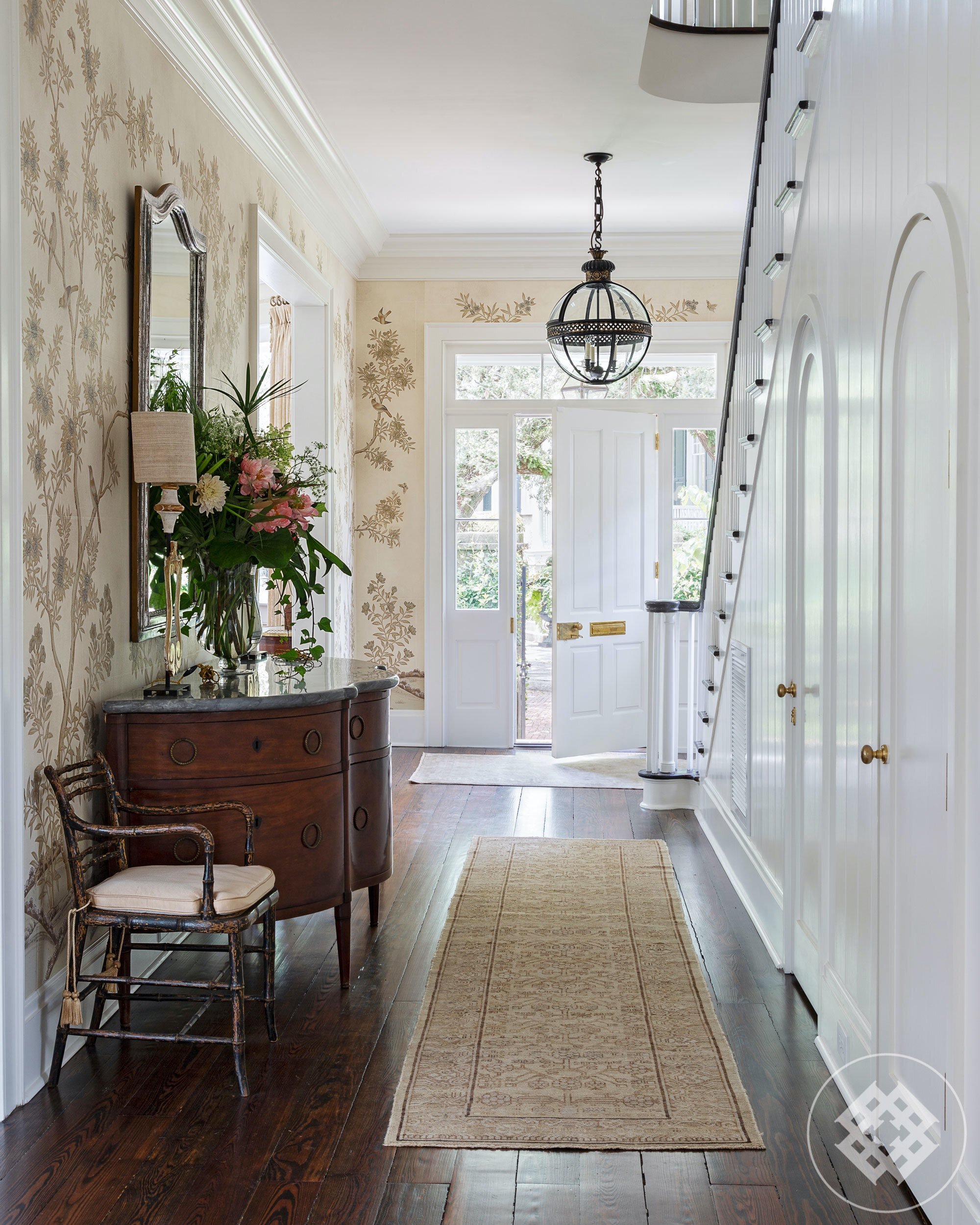 shc-01-entry-way-featuring-antique-serpentine-console-table-with-marble-top.jpg