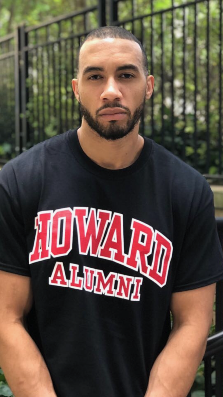 Black Tshirt Red Arched Howard Alumni