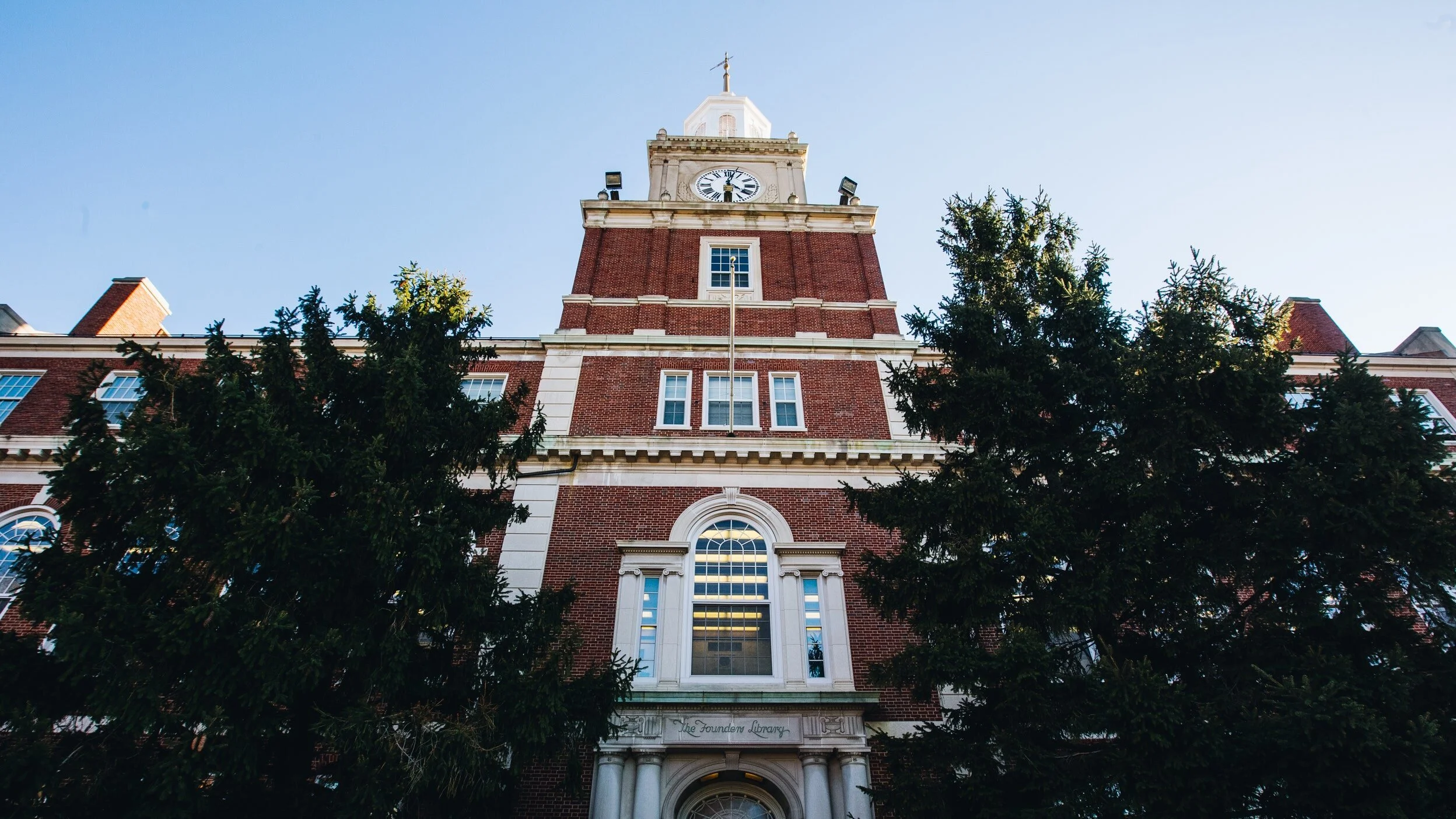 HowardUniversity-2021-GettyImages-513172384-2.jpg