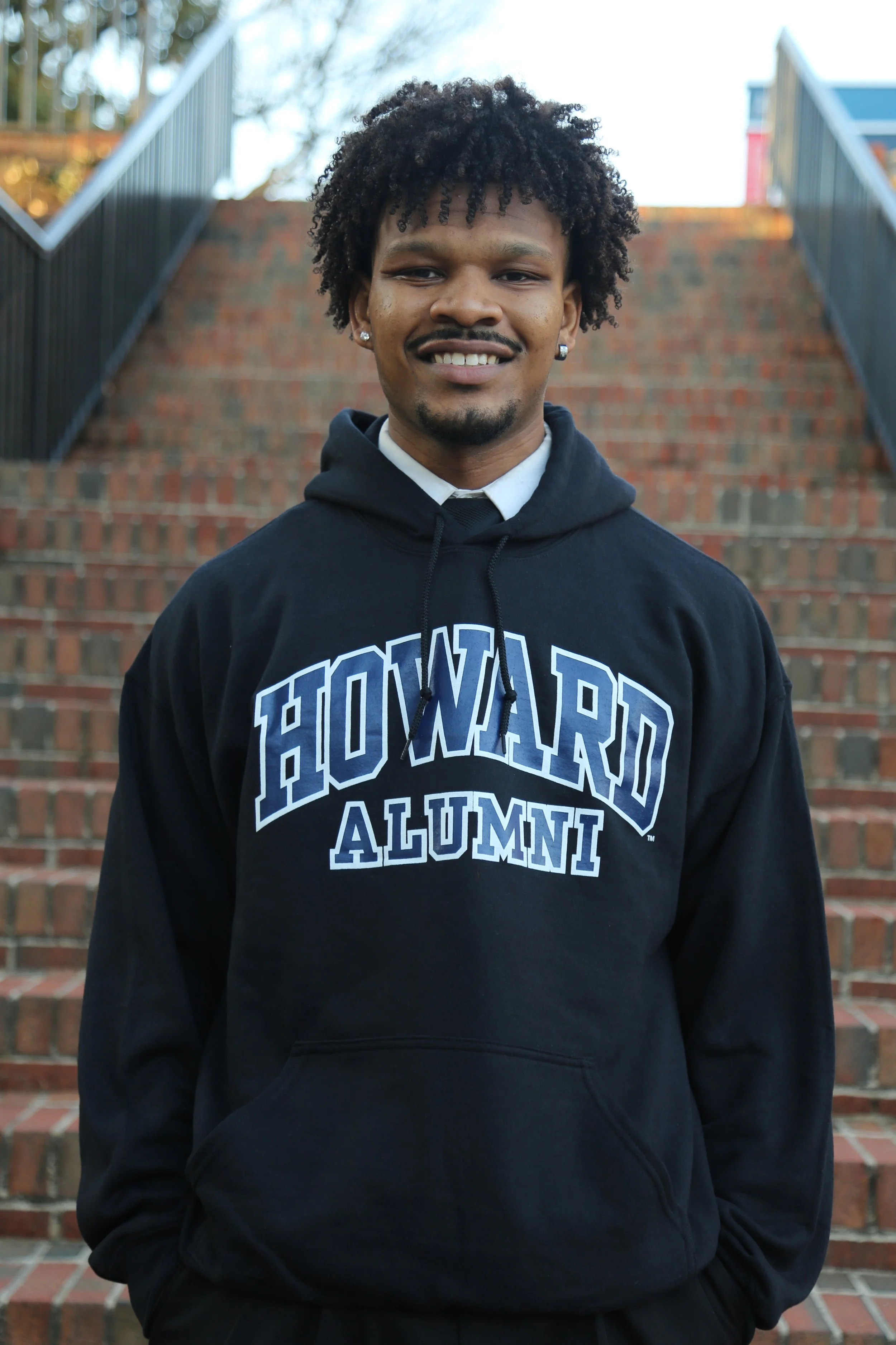 Limited. Black/NAVY Howard Alumni HOODY