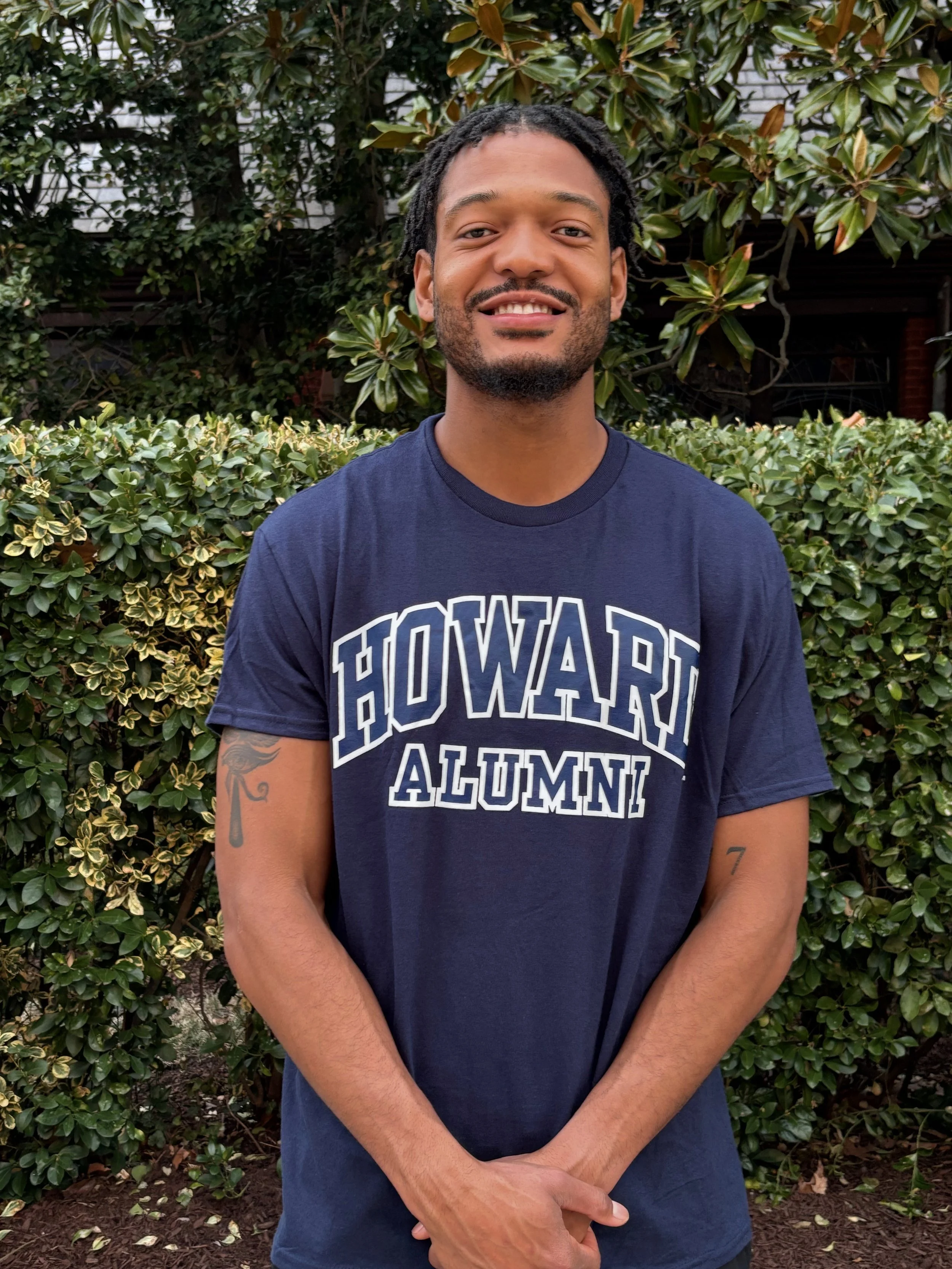 Limited. NAVY Howard Alumni SHORT SLEEVE Tee