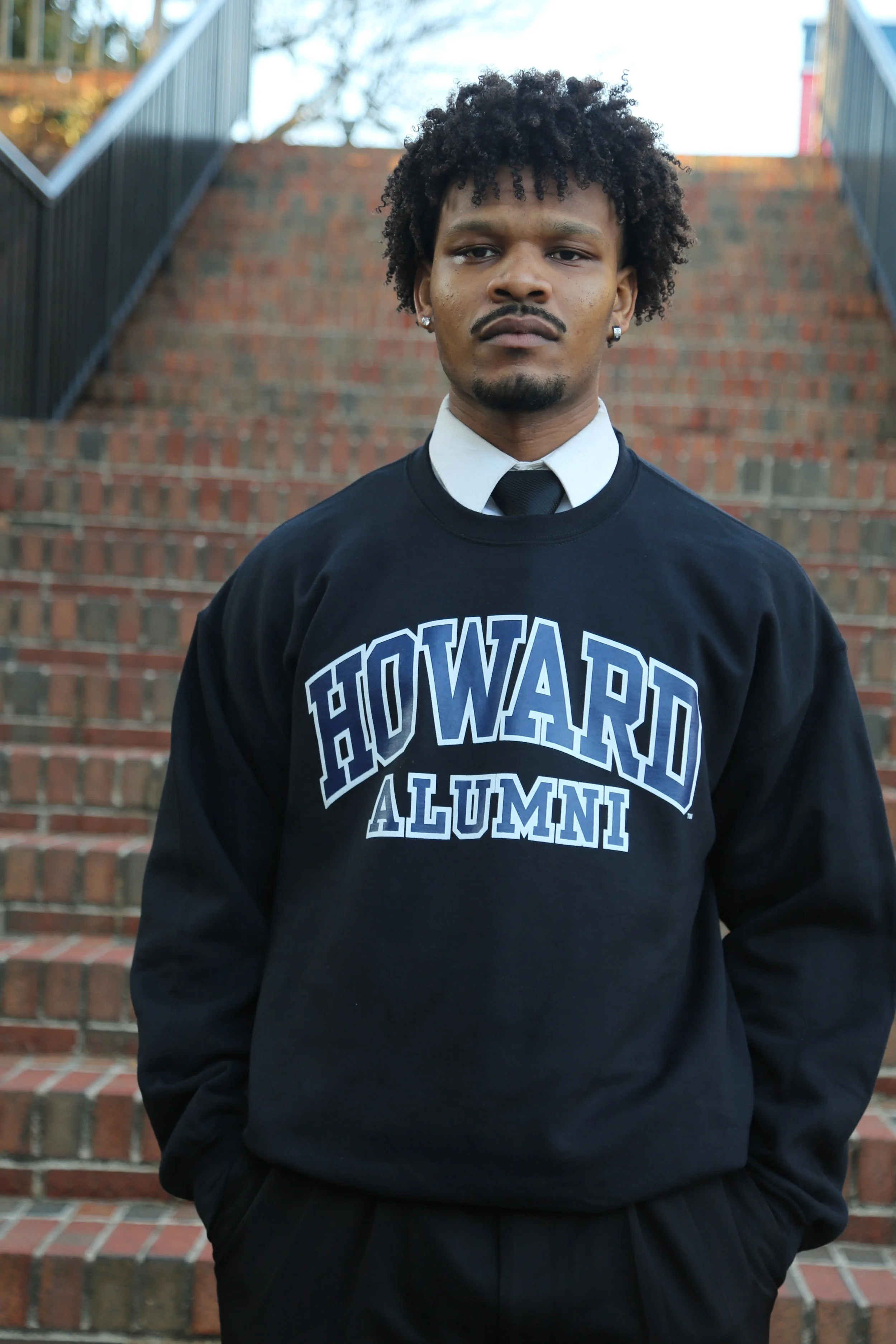 Limited. Black/NAVY Howard Alumni CREWNECK