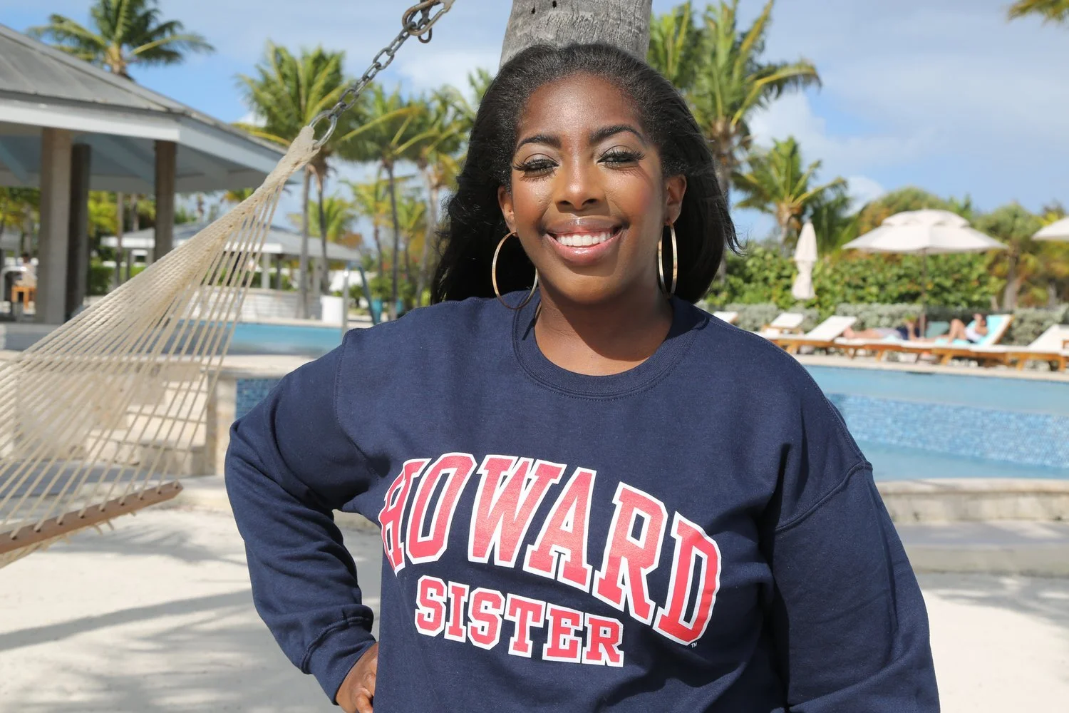 NAVY HOWARD SISTER CREWNECK