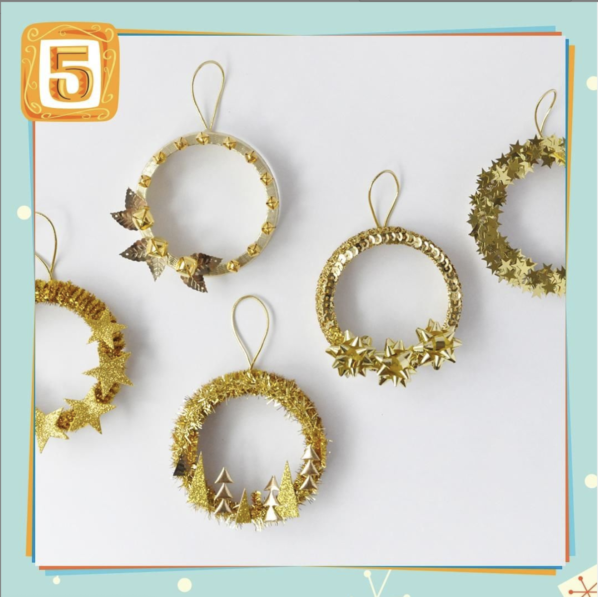 🎵On the 5th day of Christmas 🎵…@handmadecharlotte made #DIY golden rings for the #ChristmasPriceIndex. Five golden rings cost $750 this year, but why not bling out your tree with these ornaments?